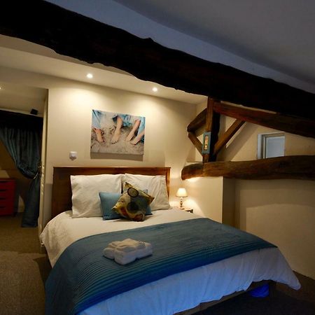 Chez Fins Bois Bed & Breakfast Nere Exterior photo