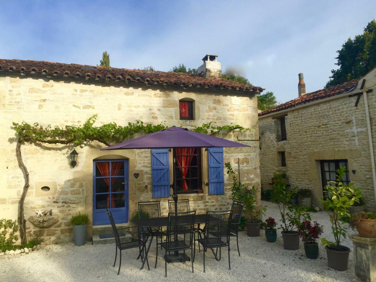 Chez Fins Bois Bed & Breakfast Nere Exterior photo